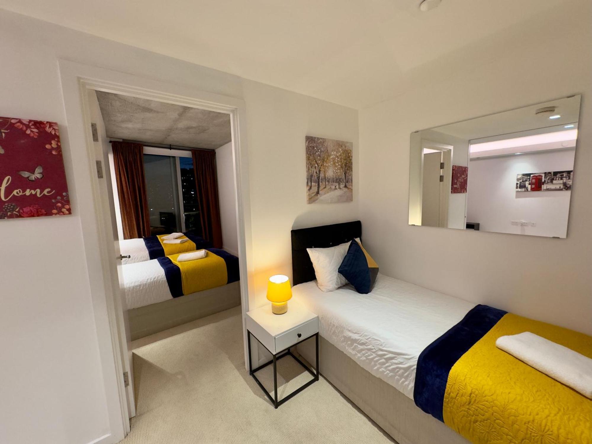 Appartamento Excel Cosy With Balcony & River View Close To O2 Arena, Cable Car, City Hall *