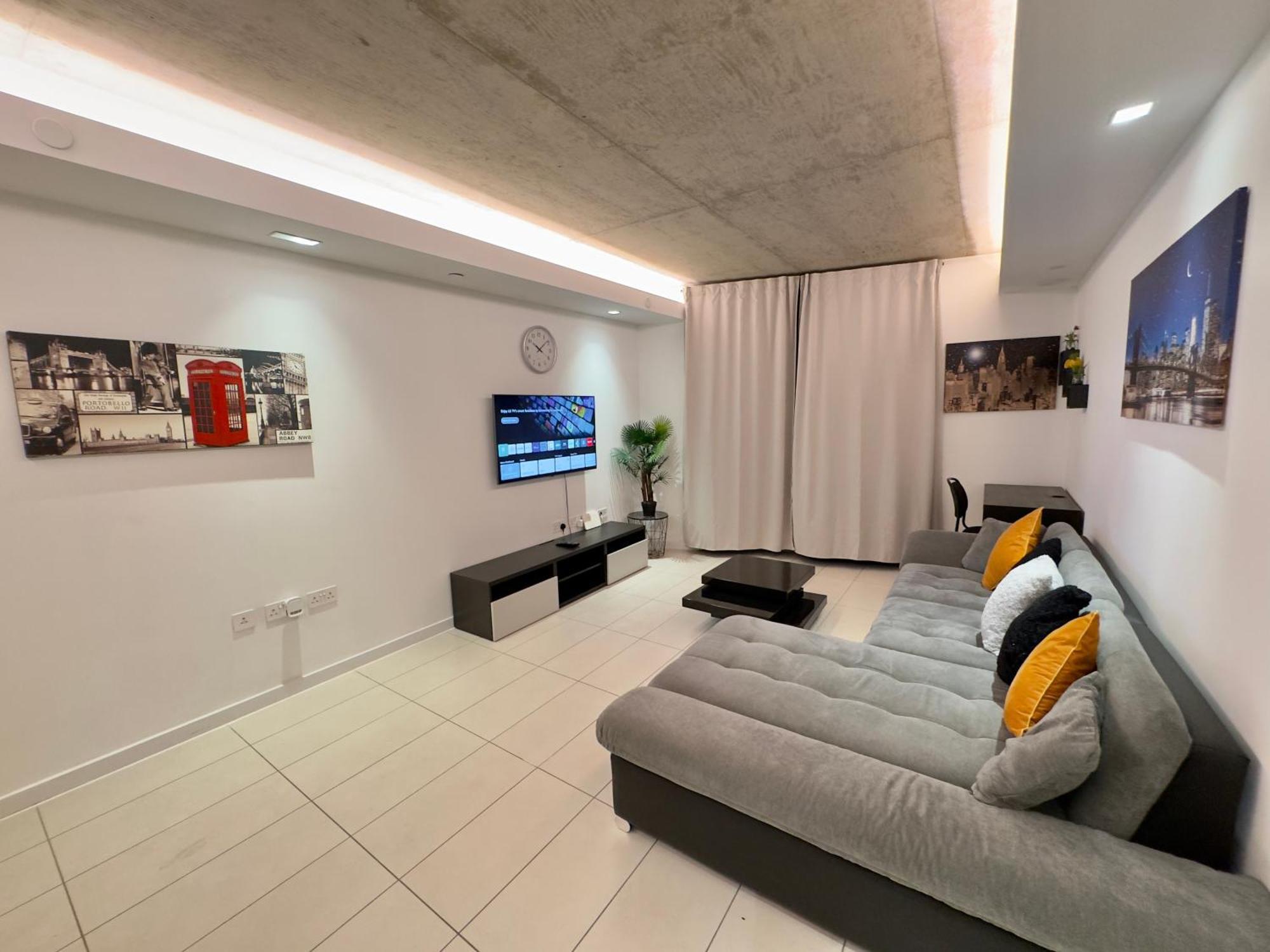 Excel Cosy With Balcony & River View Close To O2 Arena, Cable Car, City Hall Londra